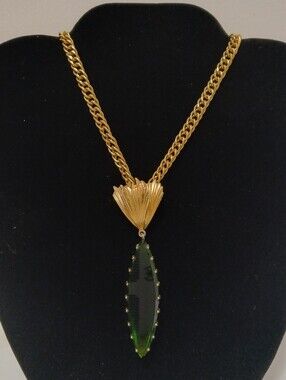 VTG Green marquise-shaped faux stone pendant Necklace W/Bail Very Long 27"